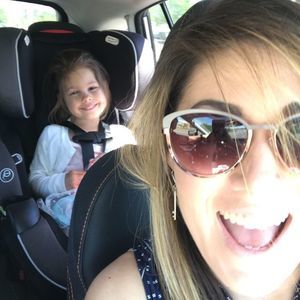 Meet your Posher, Lorin